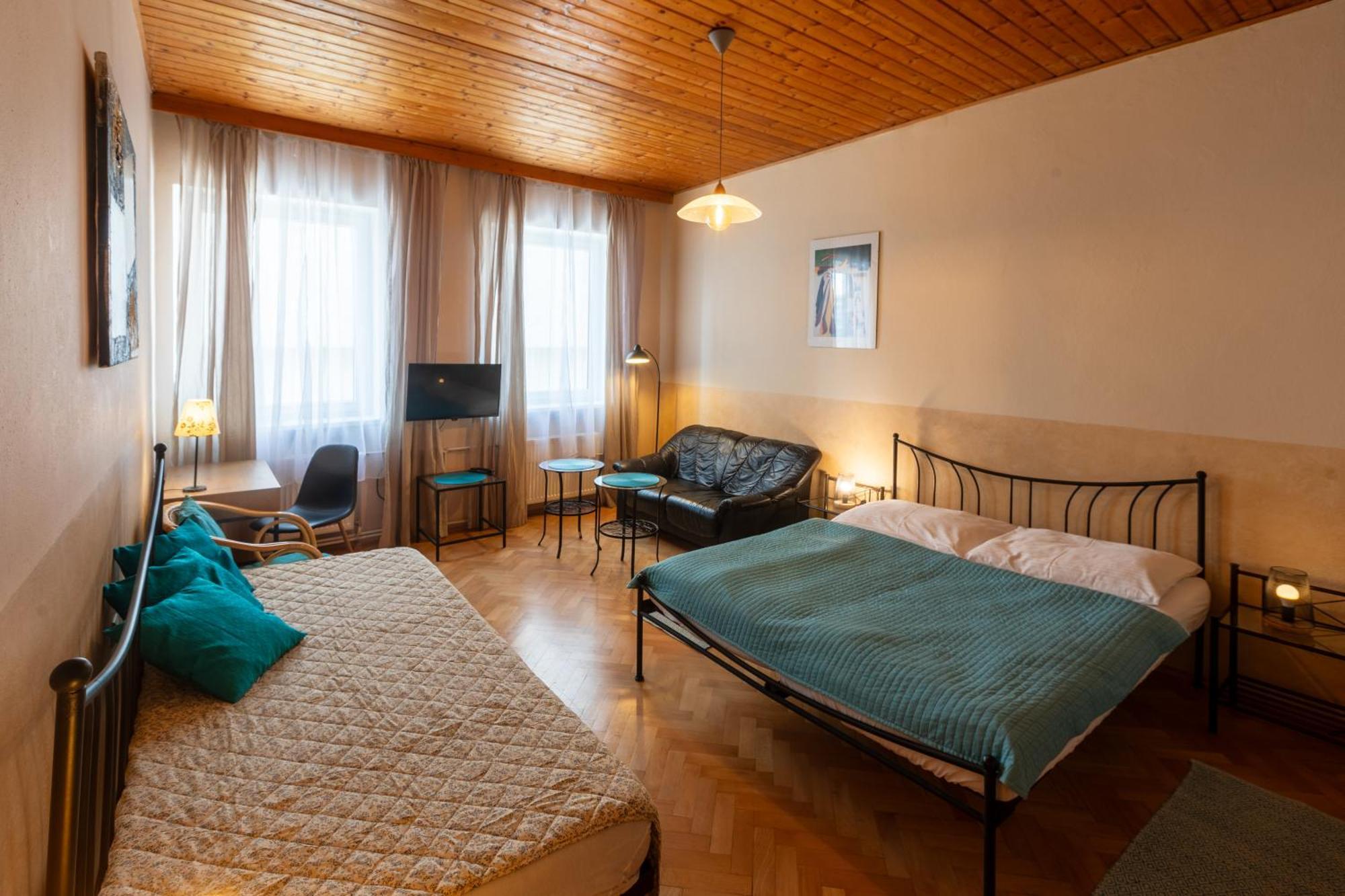Hotel Atlas Ceske Budejovice Kültér fotó