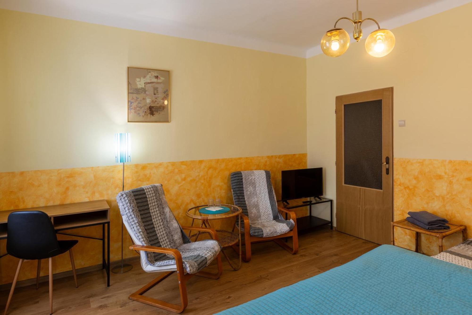 Hotel Atlas Ceske Budejovice Kültér fotó
