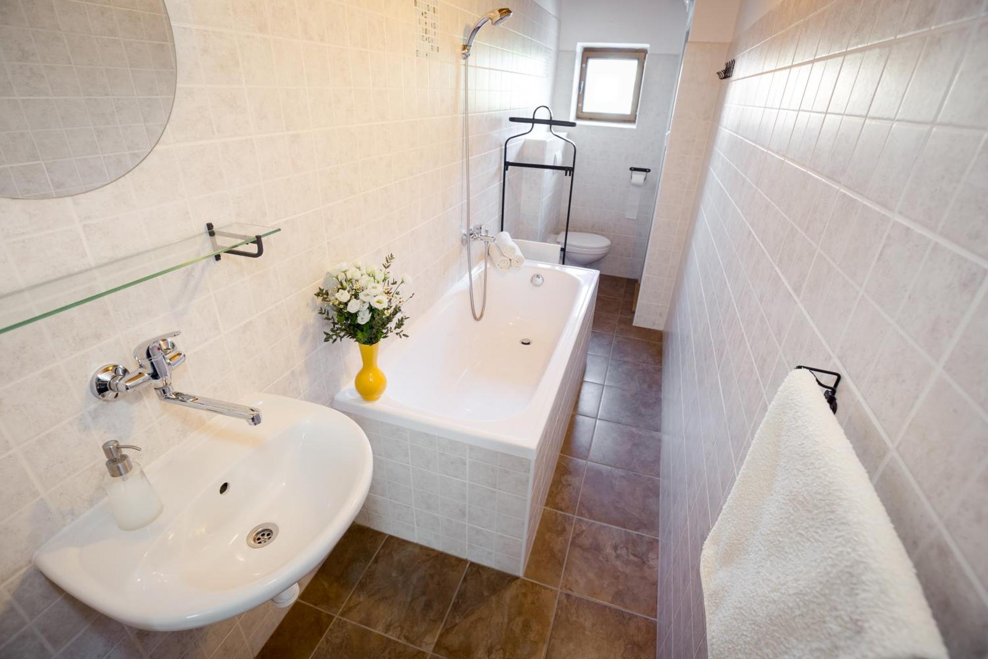 Hotel Atlas Ceske Budejovice Szoba fotó